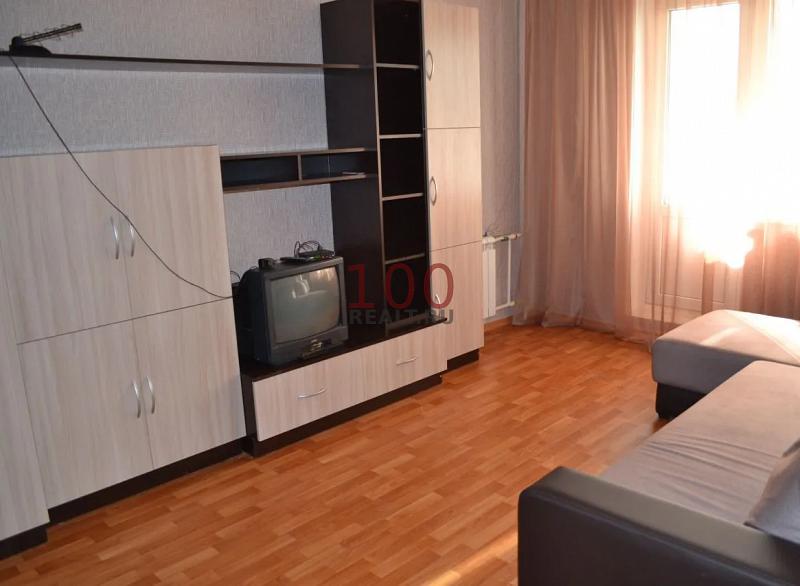 Курск снять однокомнатную квартиру без посредников. Снять квартиру в Курске на длительный срок 1 комнатную на Клыкова.